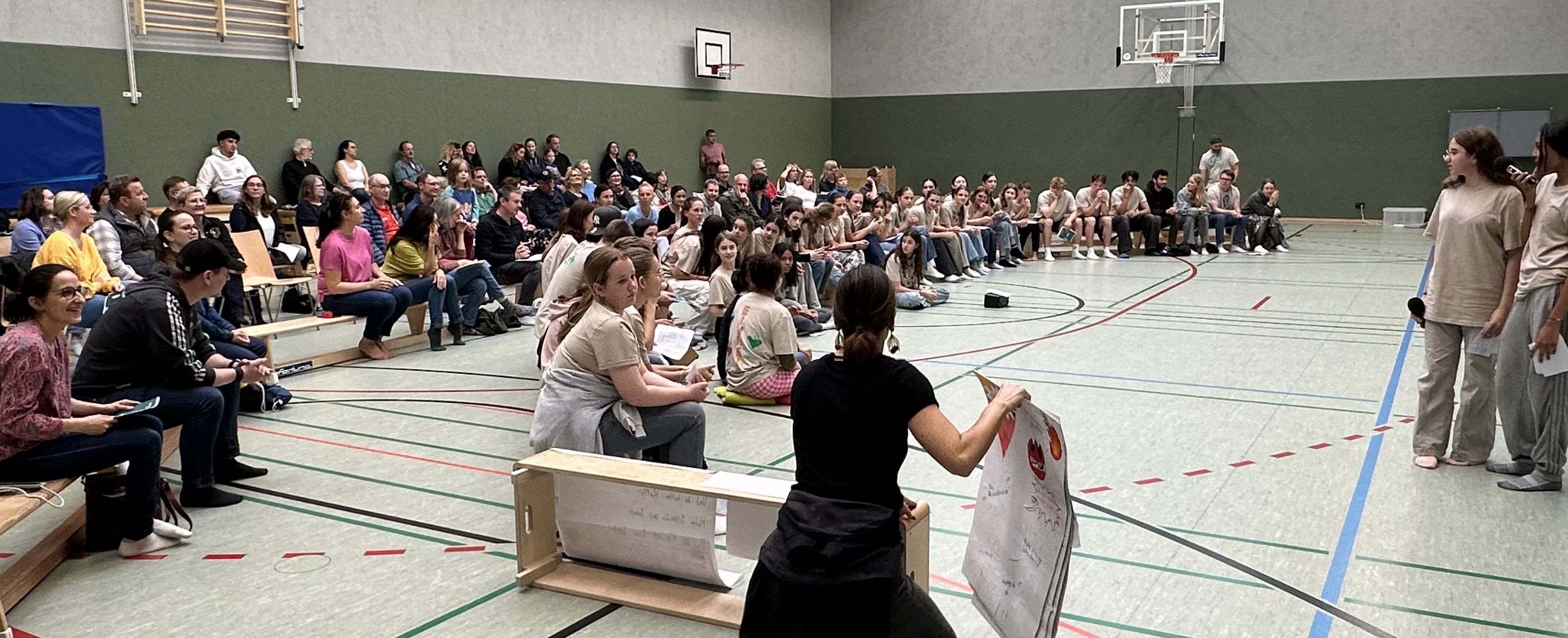 EinsSein Veranstaltung – People's Theater